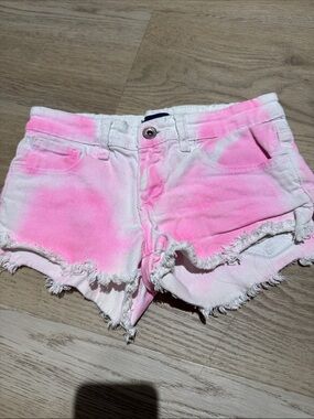 Butter Pink & White Tie-Dye Frayed Hem Denim Shorts